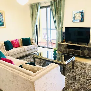 luxury-casa-royal-sea-view-apartment-jbr-beach-2br.dubaihotelsoffers.com/