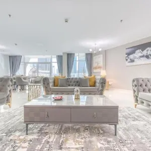 luxurious-marina-duplex-villa-apartment-near-jbr.dubaihotelsoffers.com/